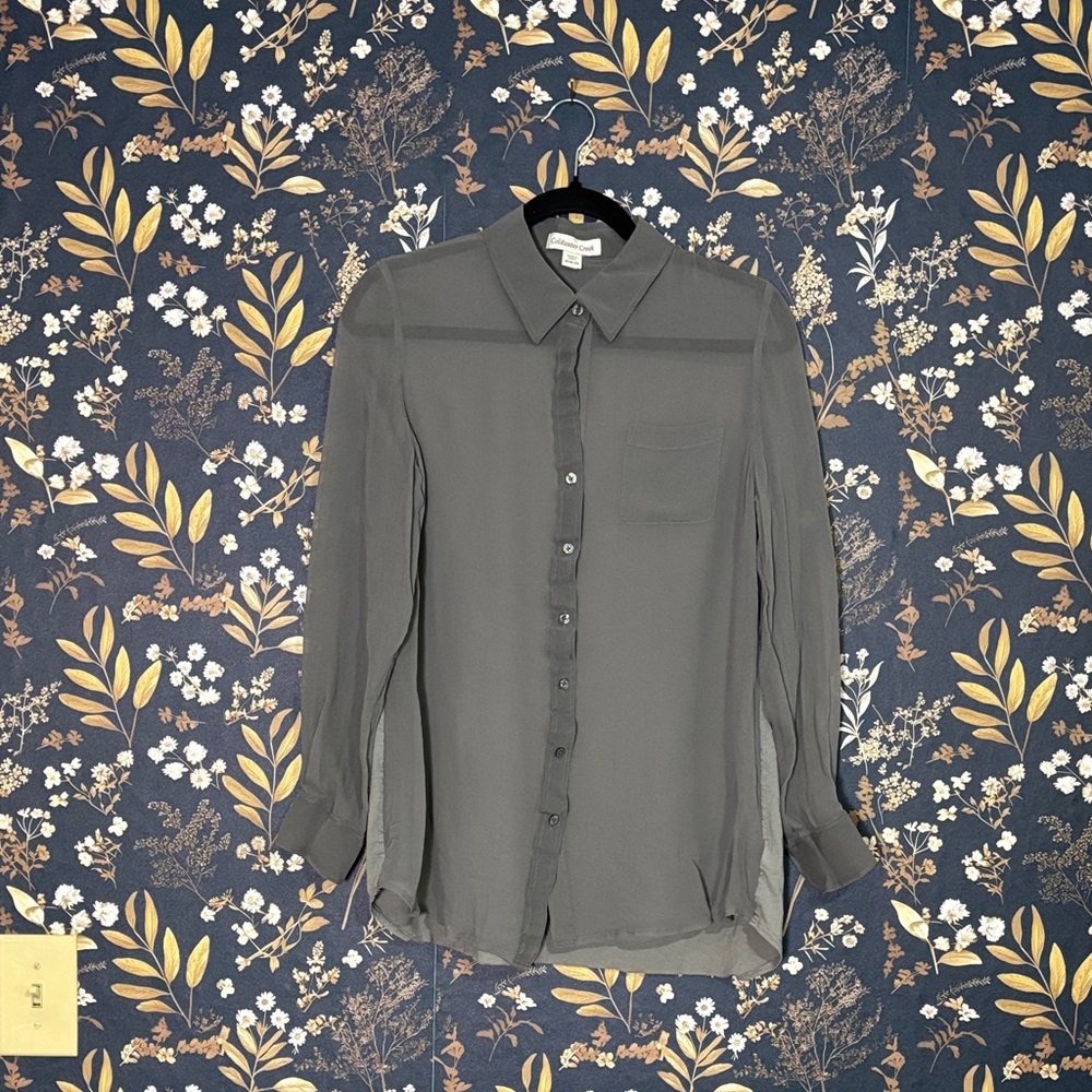 Coldwater Creek Silk Grey Charcoal Button Down Blouse Size M
